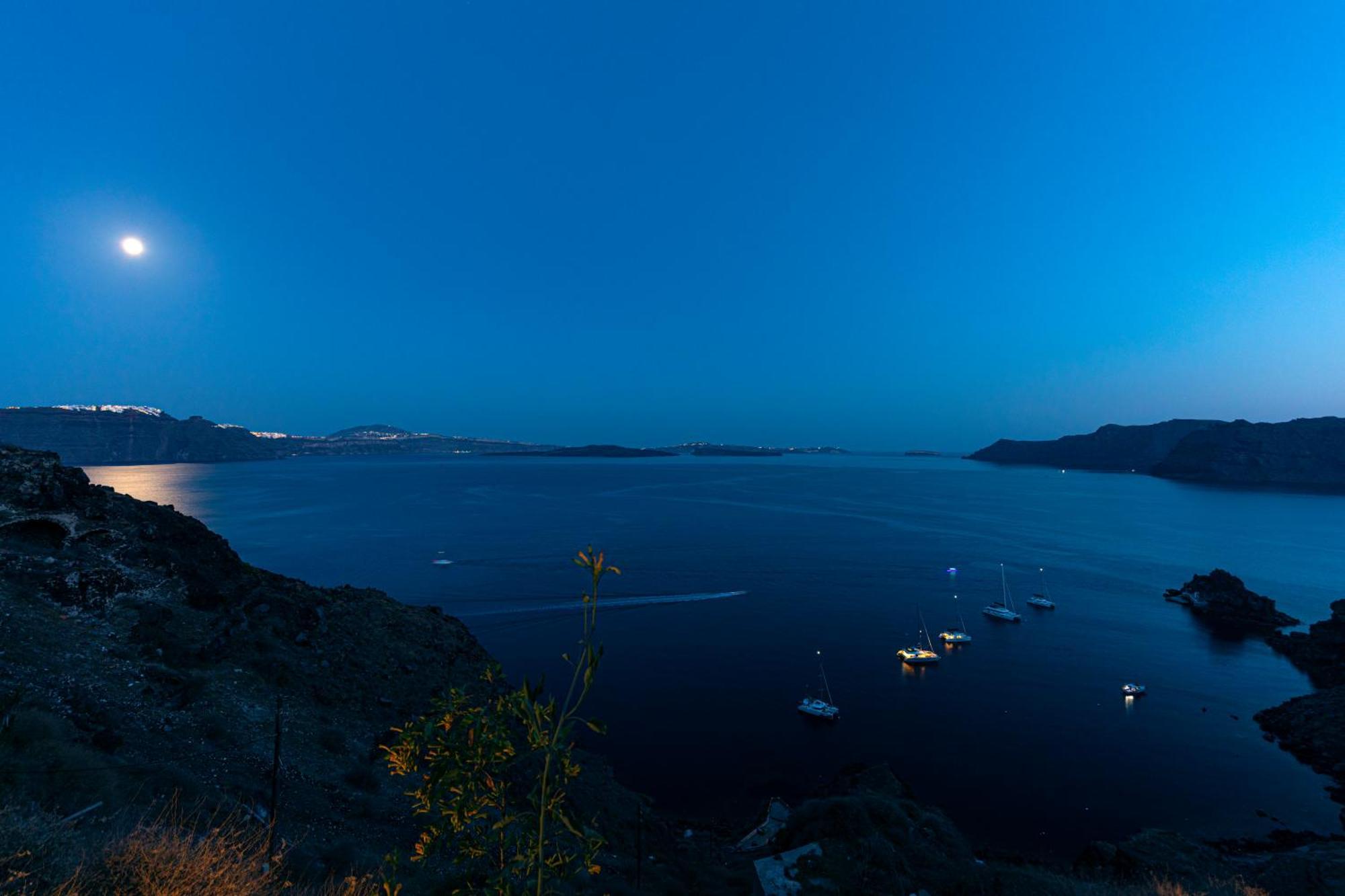 White Cave By Caldera Houses Oia Exteriör bild