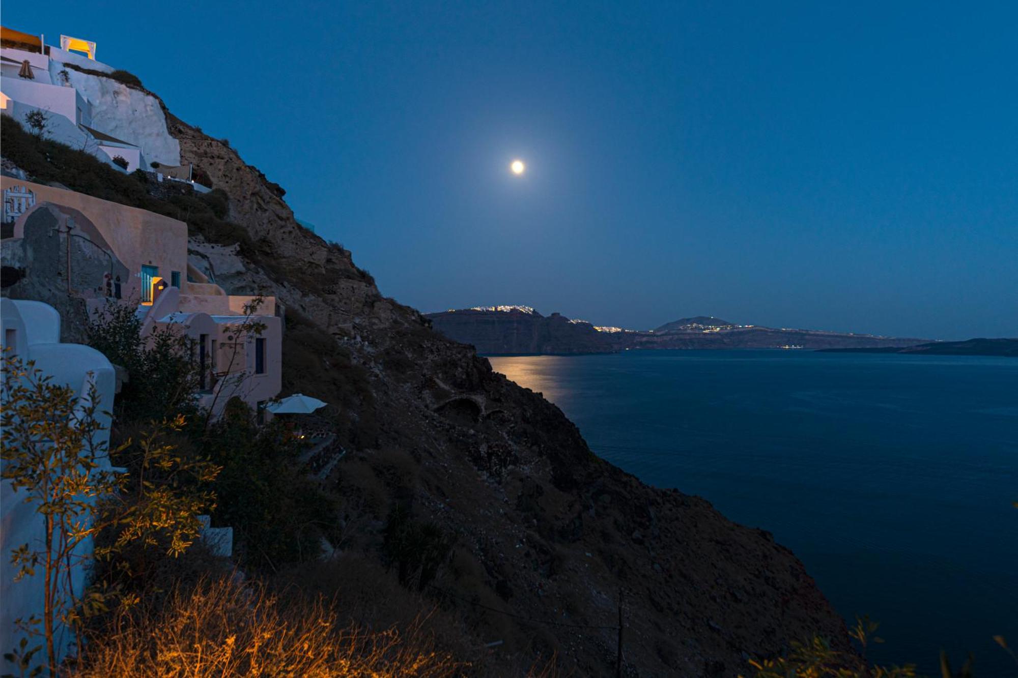 White Cave By Caldera Houses Oia Exteriör bild
